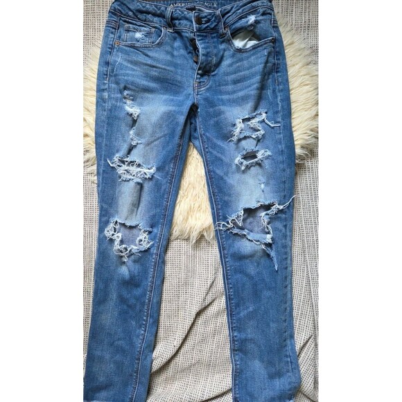 American Eagle AE Stretch Ripped Mom Jeans Hi Rise 4 Distressed Straight Leg - Picture 2 of 11